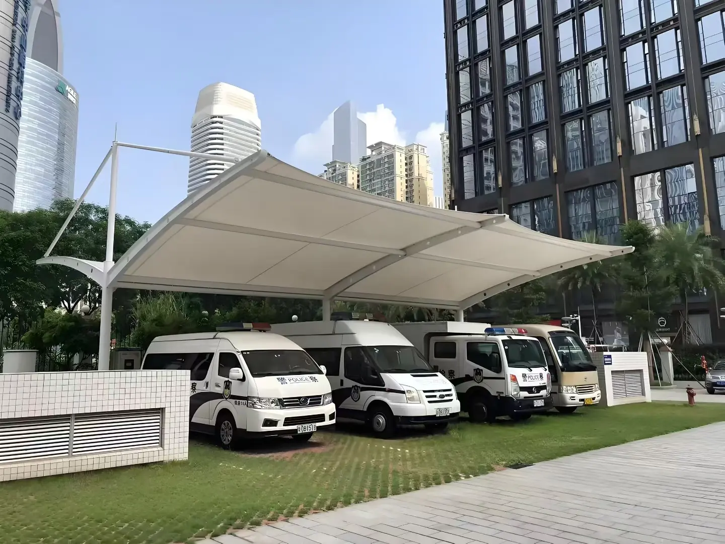 贵州湄潭膜结构车棚怎么选？山地多雨高湿环境，园区物业采购避坑指南